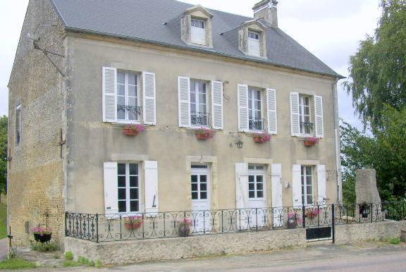 Gite Du Cafe Du Pont Villy-les-Falaise Exteriér fotografie